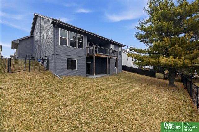 2605 N 167 Street, Omaha, NE 68116