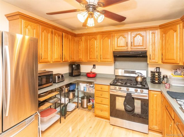 20 Cherrywood Drive, Goshen, NY 10924