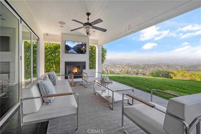24686 Wooded Vista, West Hills, CA 91307