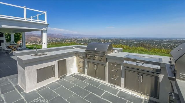 24686 Wooded Vista, West Hills, CA 91307
