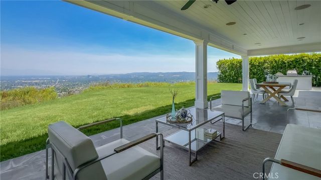 24686 Wooded Vista, West Hills, CA 91307