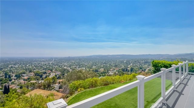 24686 Wooded Vista, West Hills, CA 91307