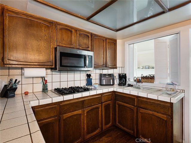 426 E Imperial Avenue, El Segundo, CA 90245