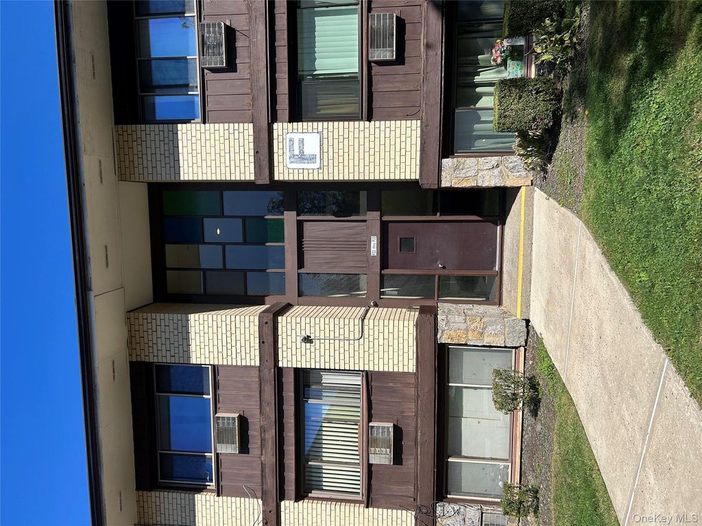 250 North main Street f-24, Spring Valley, NY 10977