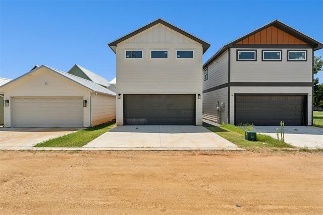 731 W Main Street, Edmond, OK 73003