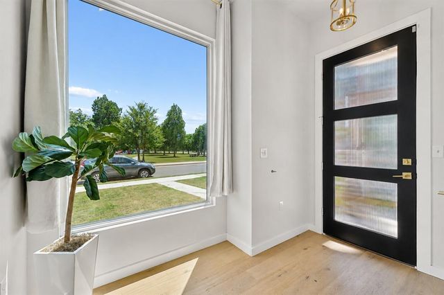 731 W Main Street, Edmond, OK 73003