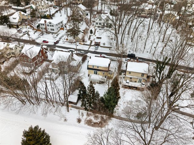 25 Croton Avenue, Hastings-on-hudson, NY 10706