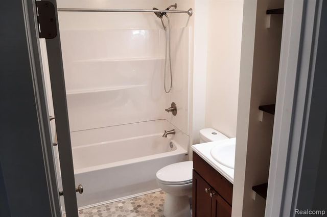 611 Michael Avenue, Update, MI 49685