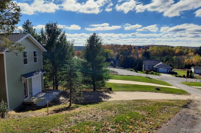 611 Michael Avenue, Update, MI 49685