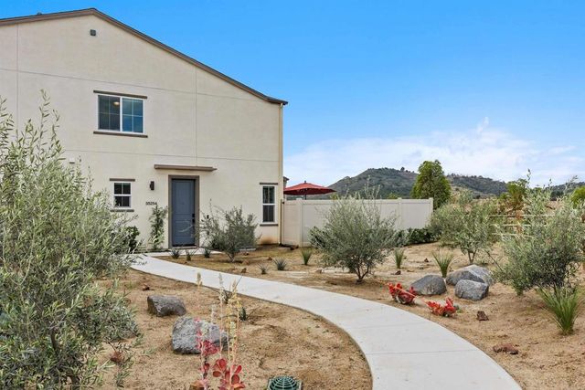 35254 Blossom Place, Fallbrook, CA 92028