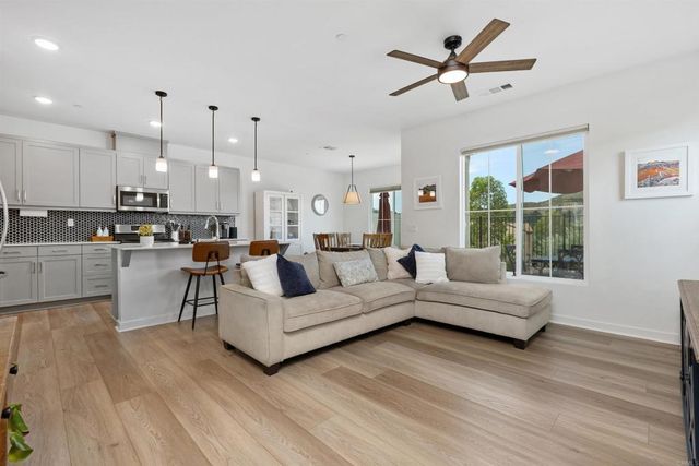 35254 Blossom Place, Fallbrook, CA 92028