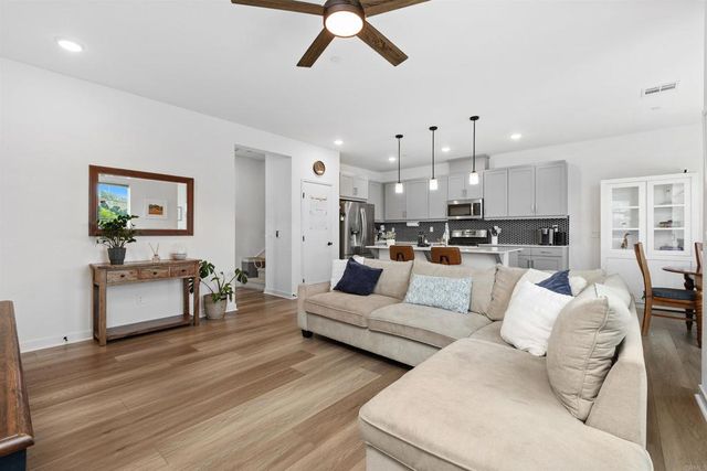 35254 Blossom Place, Fallbrook, CA 92028