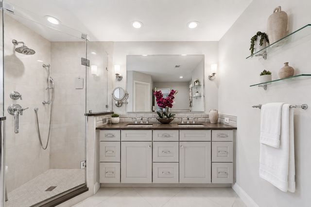 4359 Shady Bend Drive, Dallas, TX 75244