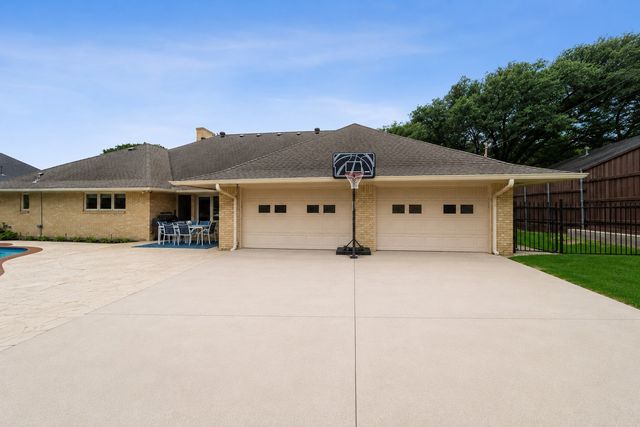 4359 Shady Bend Drive, Dallas, TX 75244