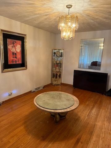 1004 31st Avenue, Bellwood, IL 60104