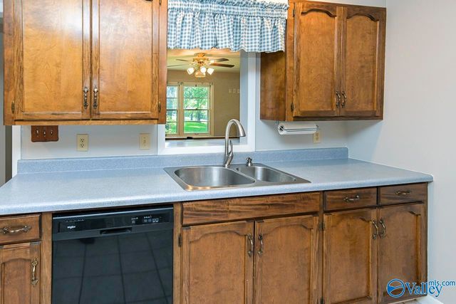 8507 Louis Drive, Huntsville, AL 35802