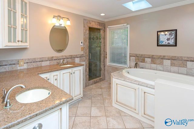 8507 Louis Drive, Huntsville, AL 35802