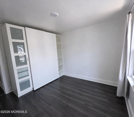 24 Newkirk Avenue, Hamilton, NJ 08629