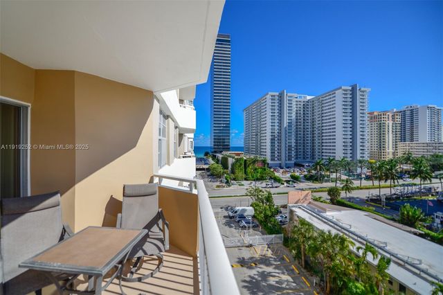 1985 S Ocean Dr 6J, Hallandale Beach, FL 33009