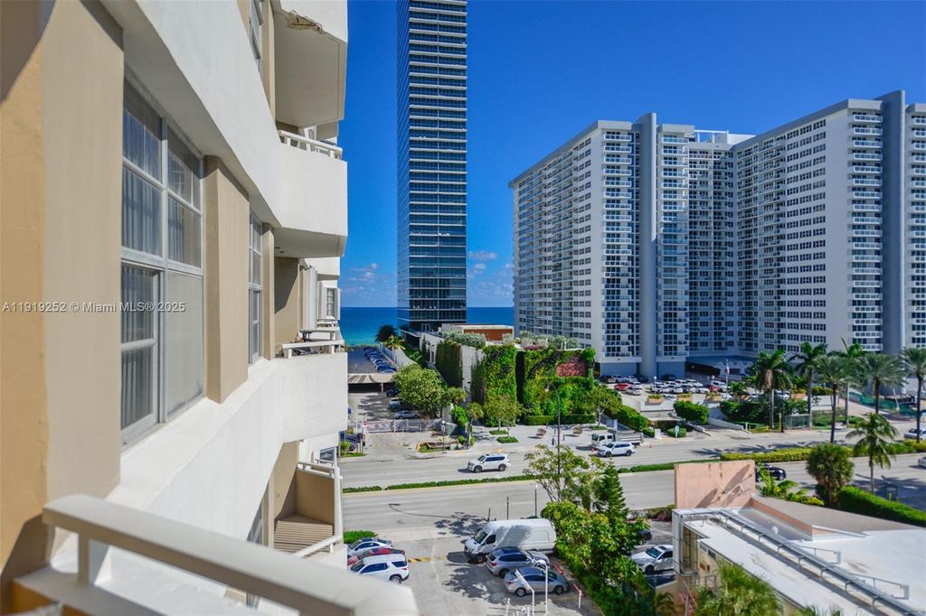 1985 S Ocean Dr 6J, Hallandale Beach, FL 33009