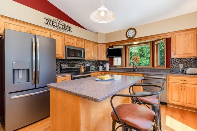12440 Eagle Circle NW, Coon Rapids, MN 55448