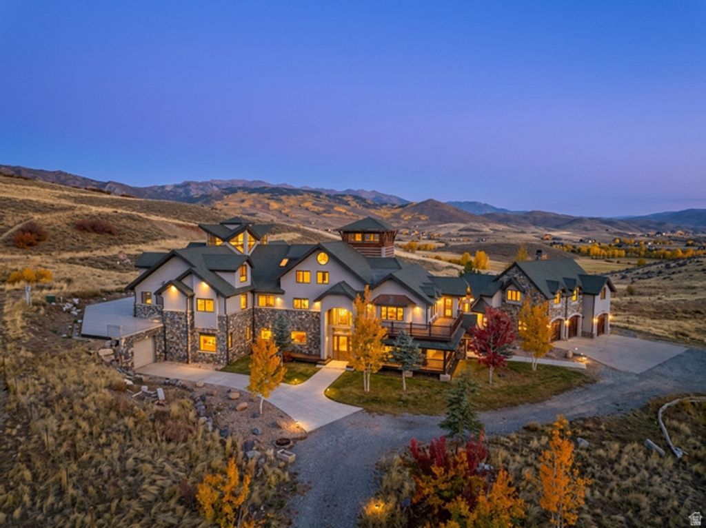 246 E WOODS CREEK DR, Morgan, UT 84050 — exterior