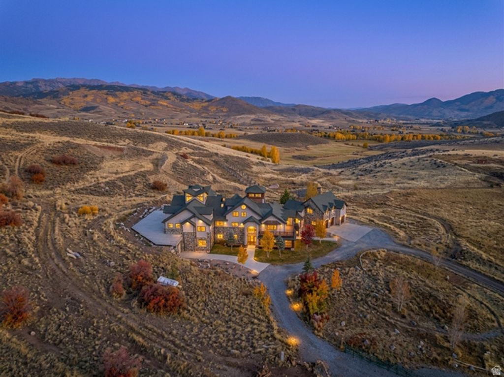246 E WOODS CREEK DR, Morgan, UT 84050 — photo 2