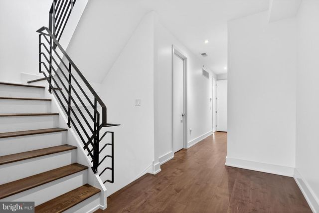 607 N 6TH ST, Philadelphia, PA 19123