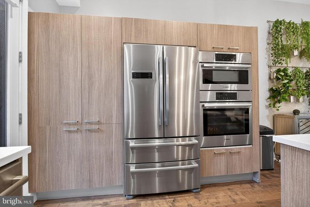 607 N 6TH ST, Philadelphia, PA 19123