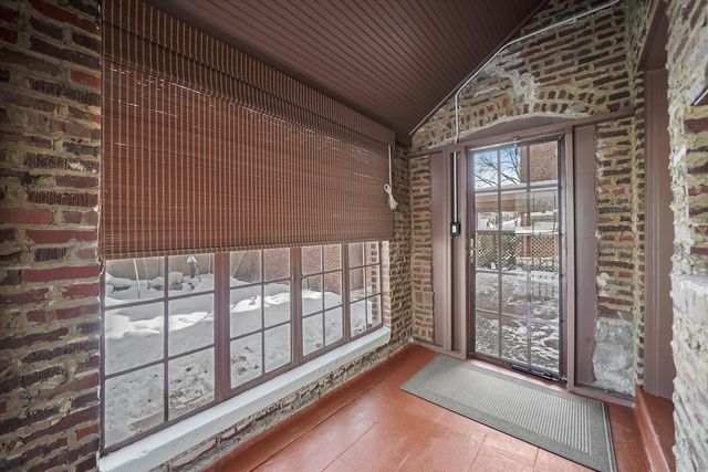 10351 S Leavitt Street, Chicago, IL 60643