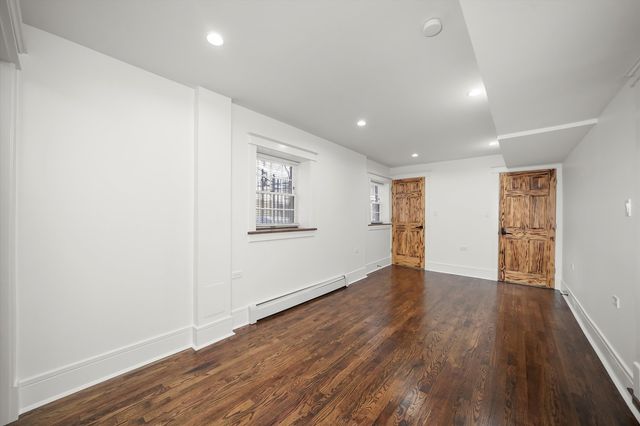 10351 S Leavitt Street, Chicago, IL 60643