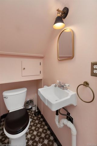 1409 Sunset Boulevard, Royal Oak, MI 48067