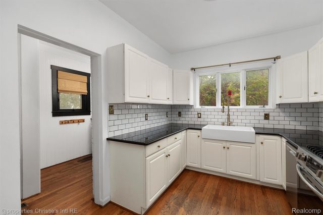 1409 Sunset Boulevard, Royal Oak, MI 48067