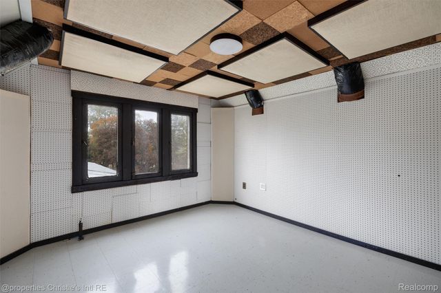 1409 Sunset Boulevard, Royal Oak, MI 48067