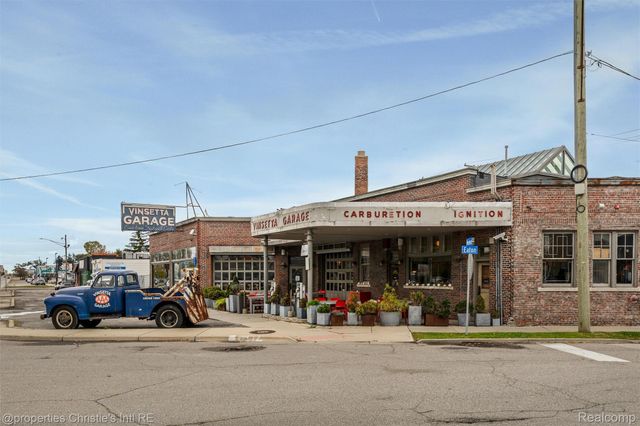 1409 Sunset Boulevard, Royal Oak, MI 48067