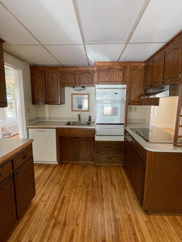 1808 4th Street NW, Faribault, MN 55021