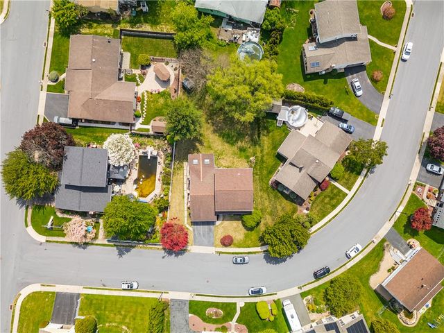 1804 Elmhurst Drive, Whitehall Twp, PA 18052
