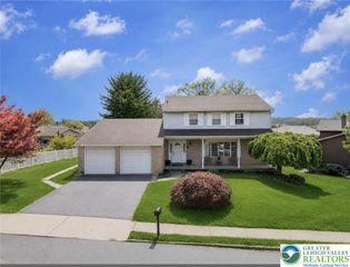 1804 Elmhurst Drive, Whitehall Twp, PA 18052