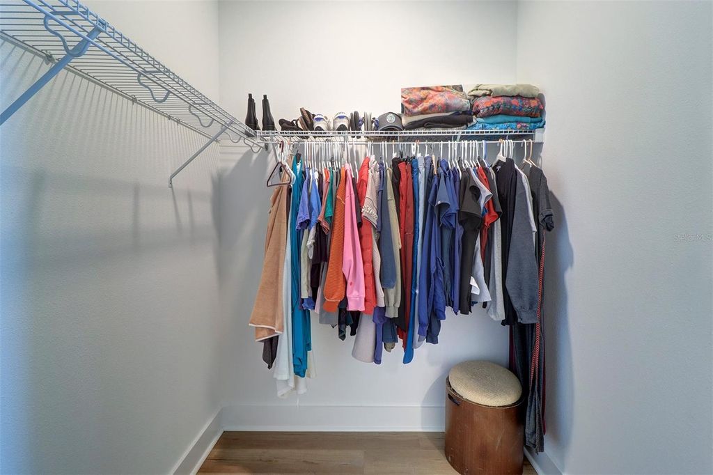 Image 26 of property listing at 9936 KEY HAVEN ROAD, Seminole, FL 33777