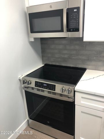 653F Plymouth Drive, Lakewood, NJ 08701