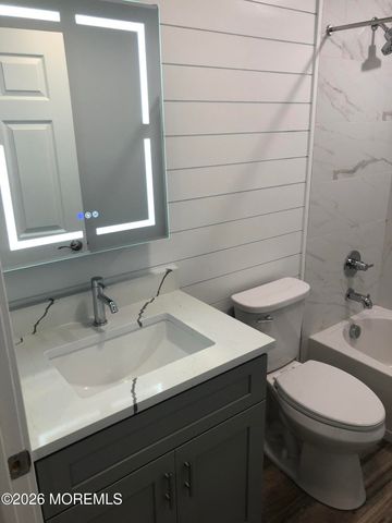 653F Plymouth Drive, Lakewood, NJ 08701