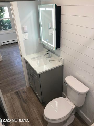 653F Plymouth Drive, Lakewood, NJ 08701