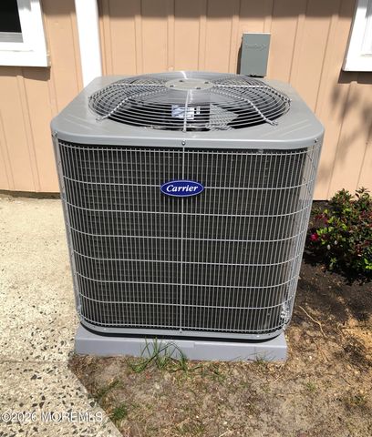 653F Plymouth Drive, Lakewood, NJ 08701