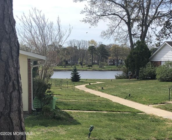 653F Plymouth Drive, Lakewood, NJ 08701