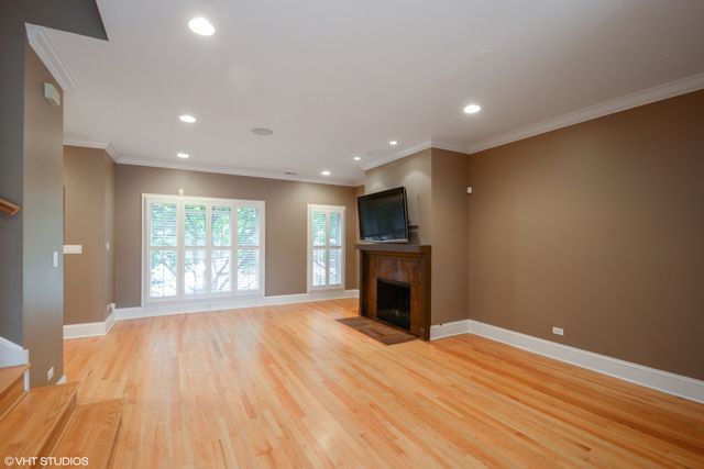 1437 W Fillmore Street, Chicago, IL 60607