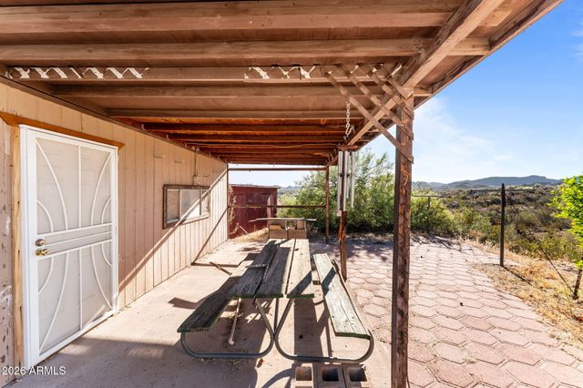 41050 N US Hwy 60 --, Morristown, AZ 85342