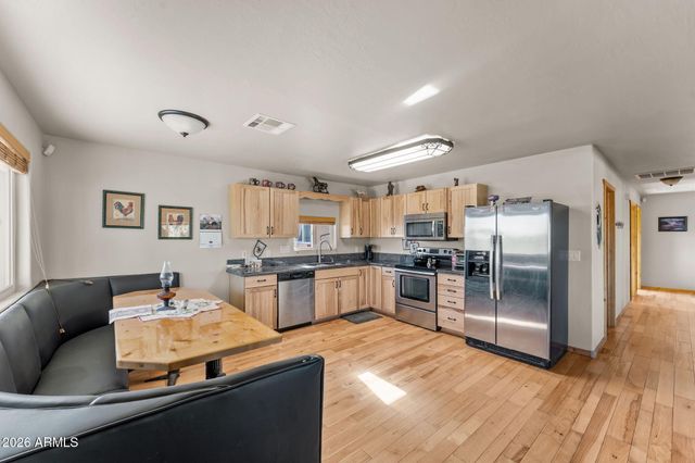 41050 N US Hwy 60 --, Morristown, AZ 85342