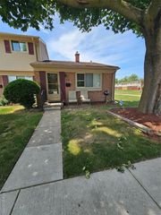 9700 Pine Street, Taylor, MI 48180