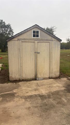 2433 Duncan Drive, Freeport, TX 77541