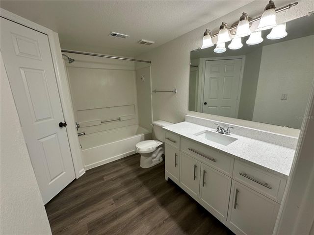 5077 PARK CENTEAL DRIVE 1532, Orlando, FL 32839